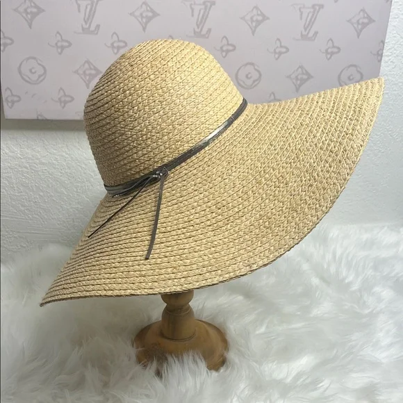 Hat Attack New York's Tan Straw Sun Hat with Ribbon - Picture 1 of 9